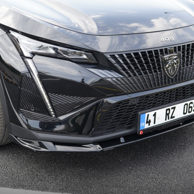 Peugeot 408 Allure & GT - Ön Lip